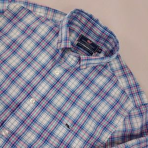 Vineyard Vines classic tucker sm MARK on sleeve